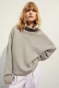 H&M Oversized Cashmere-Blend Sweater