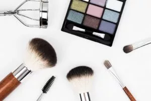 Makeup Brushes and Utensils