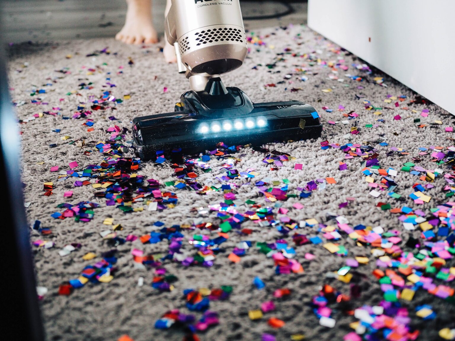 Best Vacuum Cleaner in Canada 2022 Cordless, Corded, RankIt.ca